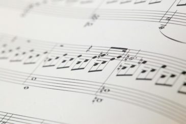 partition de piano pour harmonie pratique au clavier
